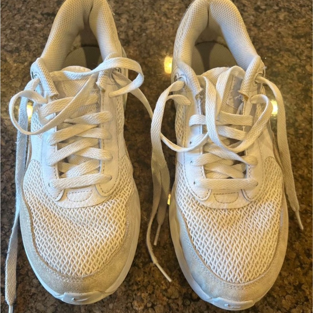 Nike AirMax SYSTM